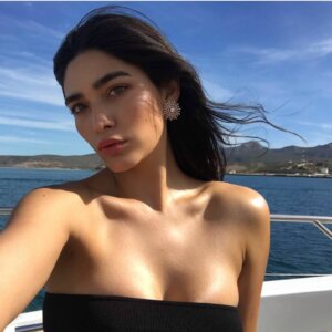 La-Date dating website consists of Latin women