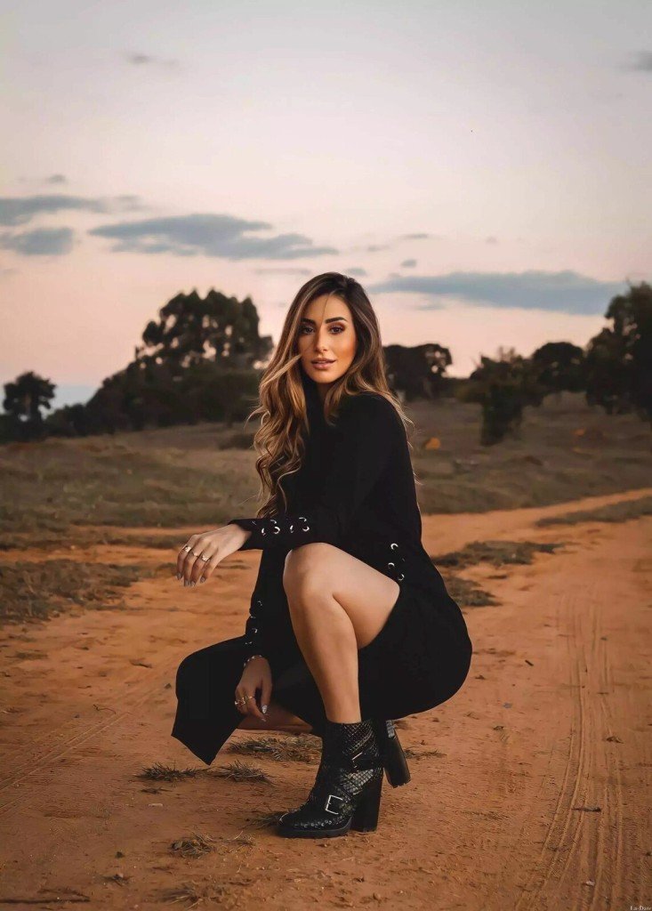 Florence, 27